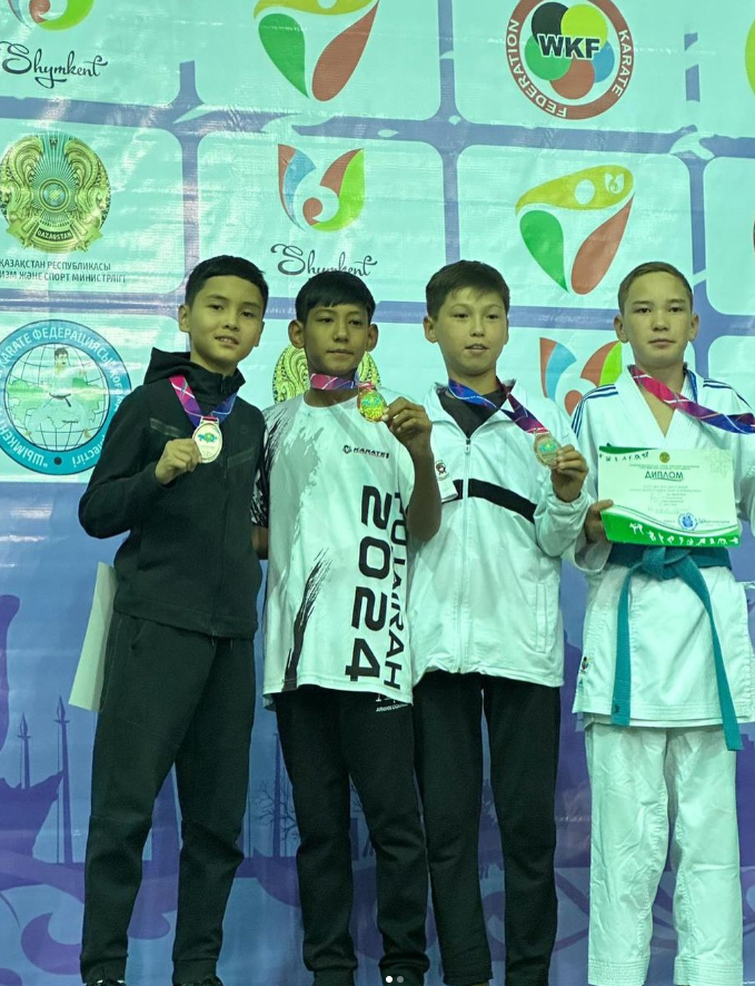 Каратэден (WKF) шито-рюден ҚР чемпионатында 8ә сынып оқушысы Мұрат Арнұр 🥈2-орын иеленді