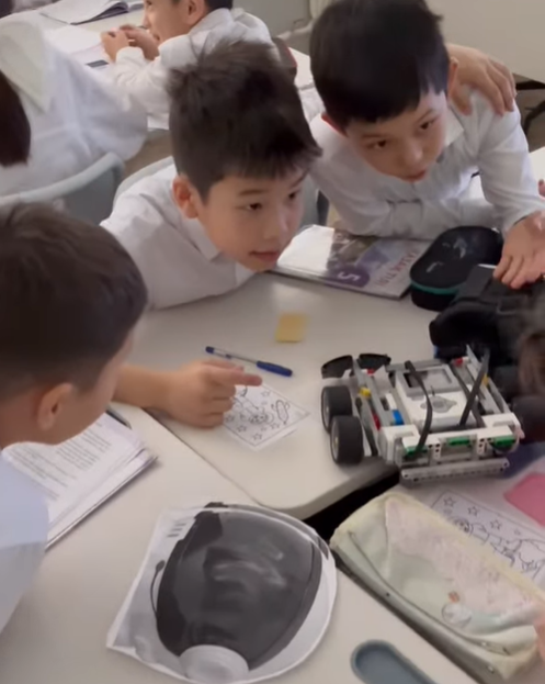 Ашық сабақтар айлығы