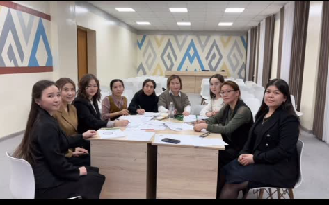 Лицейде  “Функционалдық сауаттылық – білім сапасын жетілдірудің негізгі бағдары» тақырыбымен дөңгелек үстел өткізілд