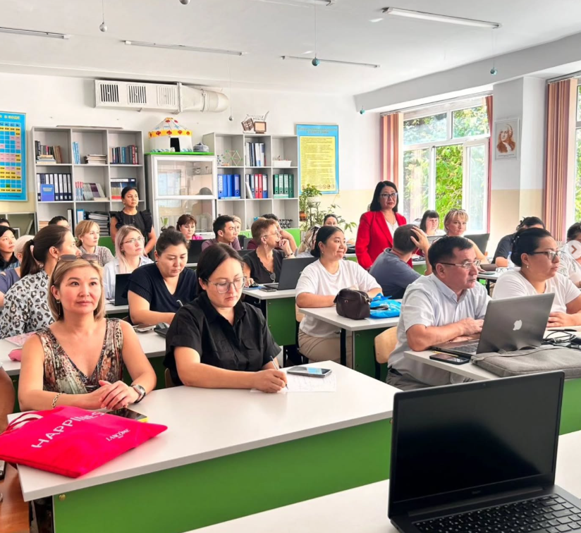 2025 жылғы 26 тамыз күні Алматы қаласы, Алмалы ауданы бойынша тәрбие ісі жөніндегі директор орынбасарларына арналған оқыту семинары өткізілді